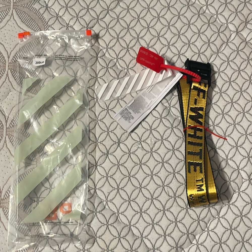 Off-White industrial belt